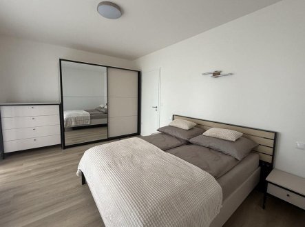 Pronájem bytu, 2+kk, 63,4 m²