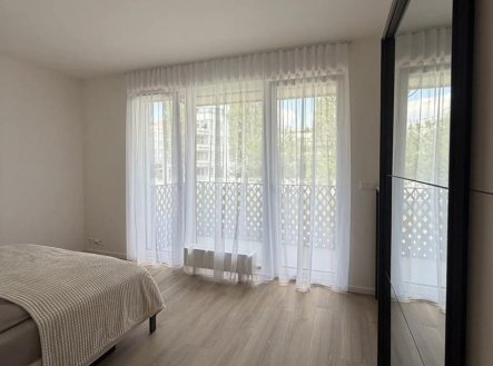 Pronájem bytu, 2+kk, 63,4 m²
