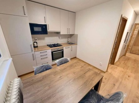 Pronájem bytu, 2+1, 68 m²