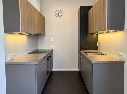 Pronájem bytu, 2+kk, 56 m²