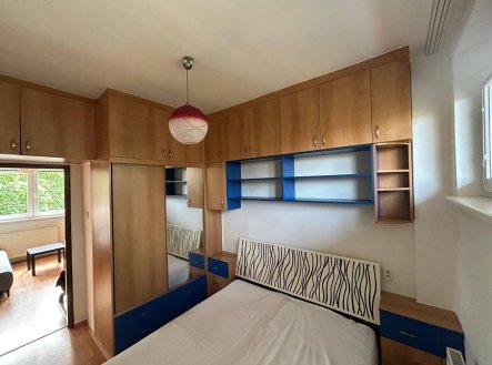 Pronájem bytu, 2+kk, 42 m²