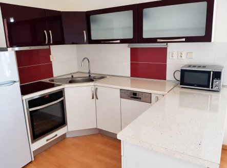 Pronájem bytu, 2+kk, 56 m²