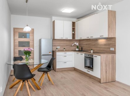 Pronájem bytu, 2+kk, 57 m²