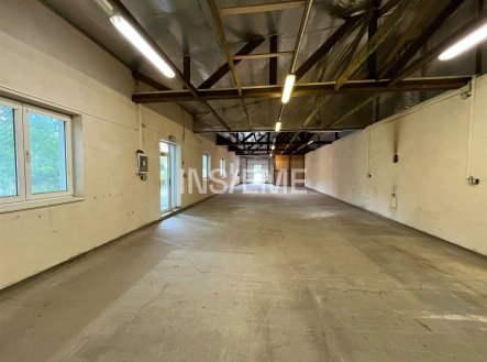 Pronájem výrobní prostory, 266 m²