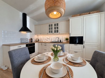 Pronájem bytu, 3+kk, 65 m²