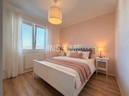 Pronájem bytu, 3+kk, 65 m²