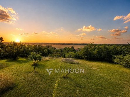 Prodej pozemku pro bydlení, 4 400 m²