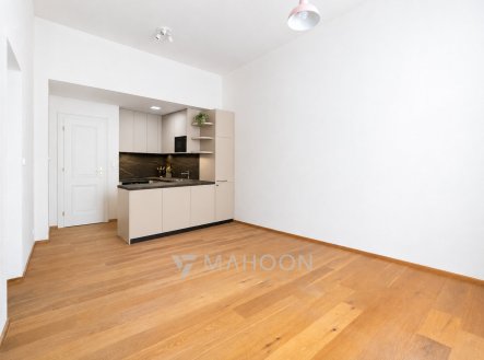Pronájem bytu, 2+kk, 58 m²