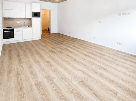 Pronájem bytu, 1+kk, 37 m²