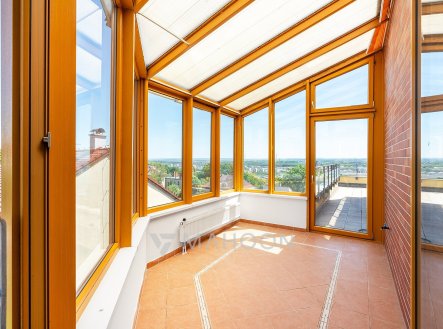 Pronájem bytu, 2+kk, 72 m²