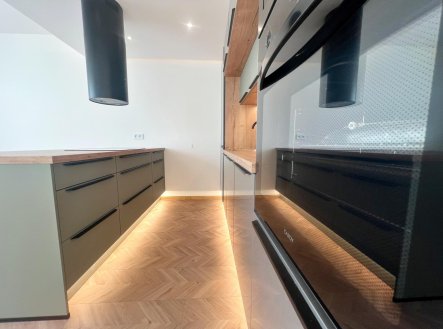 Pronájem bytu, 2+kk, 45 m²