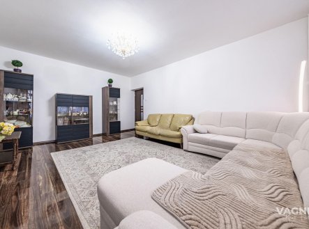 Prodej bytu, 3+1, 93 m²