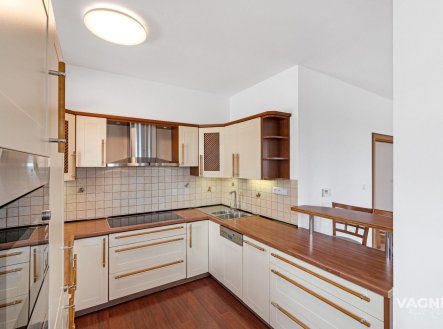 Pronájem bytu, 3+kk, 96 m²