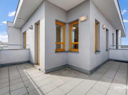 Pronájem bytu, 3+kk, 96 m²