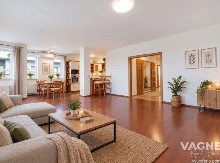 Pronájem bytu, 3+kk, 96 m²