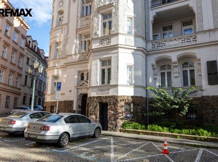 Prodej obchodní prostory, 87 m²