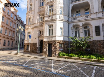 Prodej obchodní prostory, 87 m²