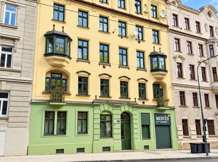 Pronájem bytu, 3+kk, 82 m²