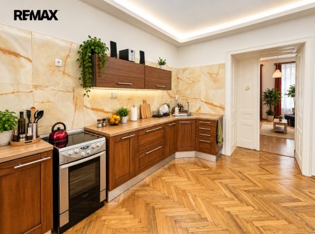 Pronájem bytu, 3+kk, 82 m²