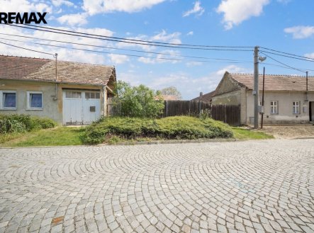 Prodej pozemku pro bydlení, 1 027 m²