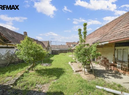 Prodej pozemku pro bydlení, 1 027 m²