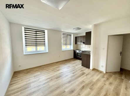 Pronájem bytu, 2+kk, 46 m²