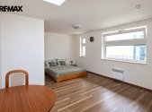 Pronájem bytu, 1+kk, 38 m²