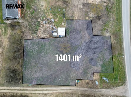 Prodej pozemku pro bydlení, 1 401 m²