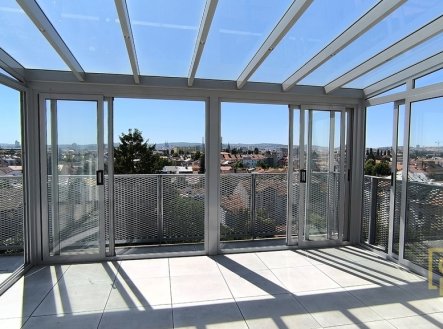 Pronájem bytu, 3+kk, 96 m²