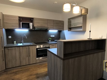 Pronájem bytu, 3+kk, 97 m²