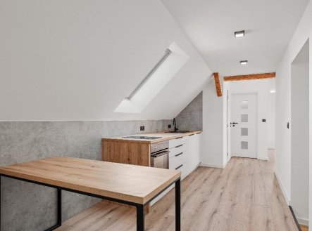 Pronájem bytu, 3+1, 94 m²