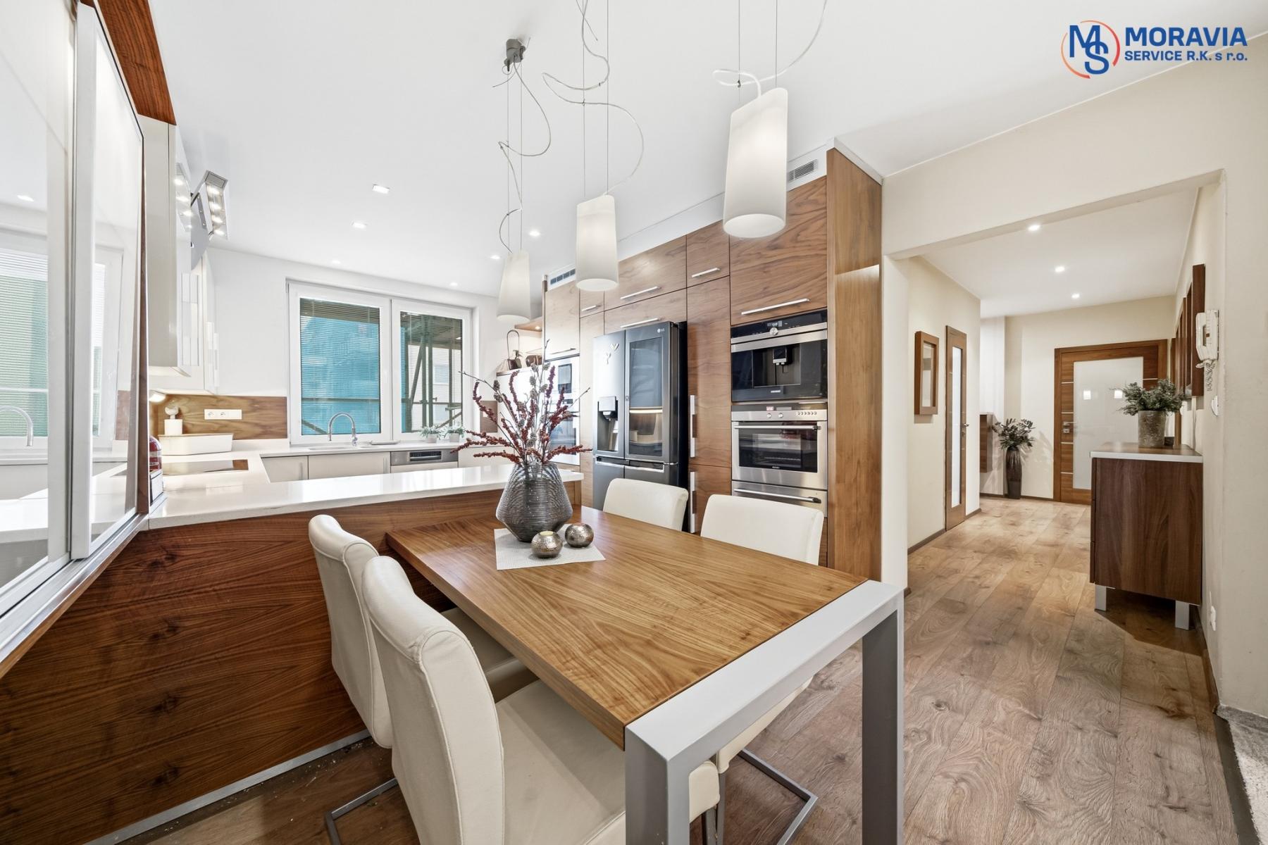 hf-23