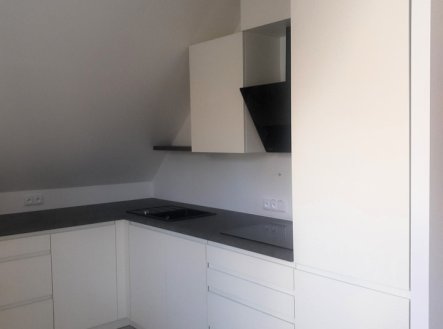 Pronájem bytu, 3+1, 85 m² obrázek