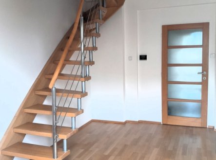 Pronájem bytu, 2+1, 83 m²