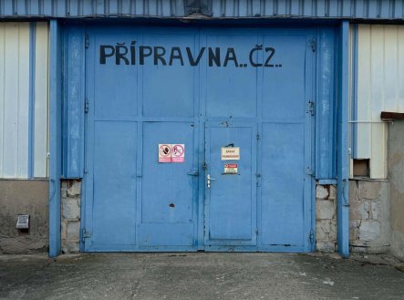 Pronájem skladu, 180 m²
