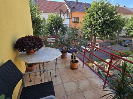 Pronájem bytu, 3+1, 85 m²