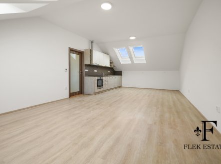 img-0026.jpg | Pronájem bytu, 2+kk, 84 m²