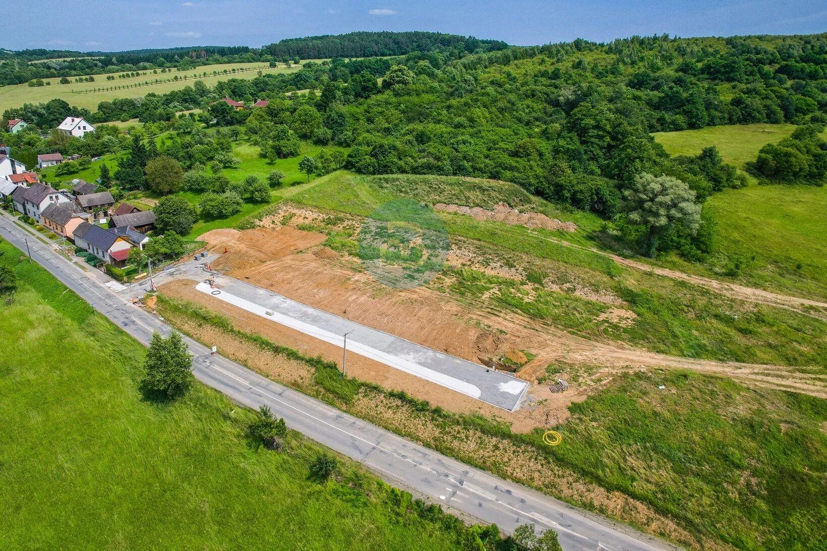 Stavební pozemek v Ludkovicích připravený k okamžité výstavbě rodinného domu