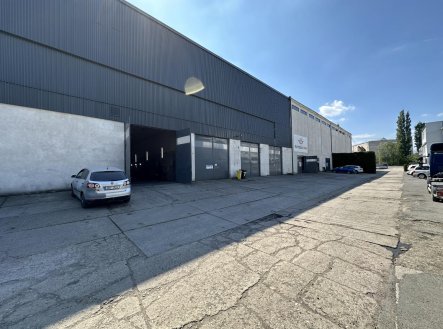 Pronájem skladu, 140 m²