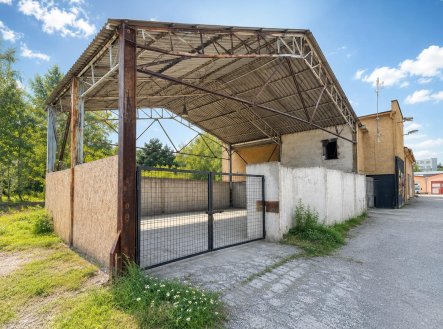 Pronájem skladu, 166 m²