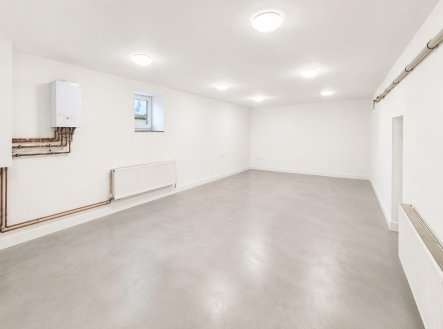 Pronájem skladu, 97 m²