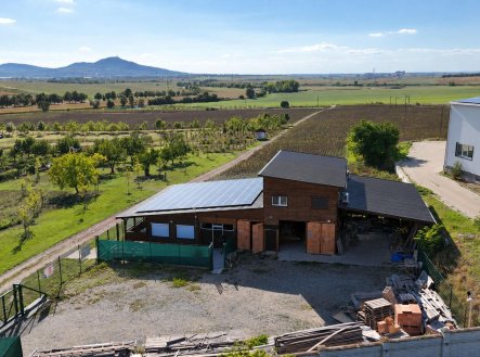 Prodej - obchodní prostor, 130 m²