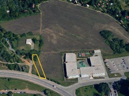 Prodej pozemku pro komerční výstavbu, 915 m²