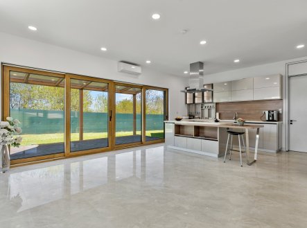 Prodej domu/vily, 342 m²