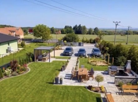 Prodej pozemku pro bydlení, 2 295 m²