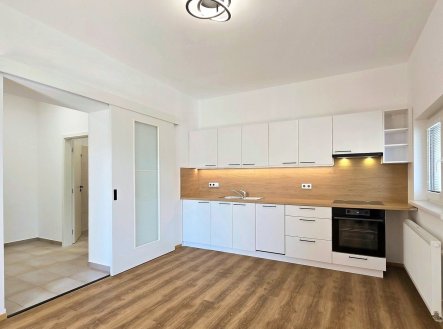 Pronájem bytu, 2+kk, 38 m²