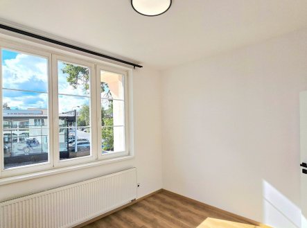 Pronájem bytu, 2+kk, 38 m²