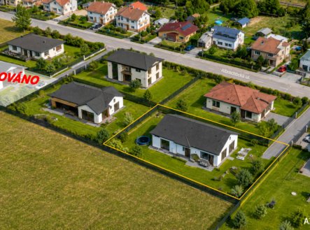 Prodej pozemku pro bydlení, 1 102 m²