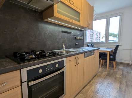 Pronájem bytu, 3+1, 72 m²
