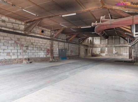 Pronájem komerčního objektu, výroba, 668 m²